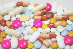 Czy warto kupować leki przez internet?